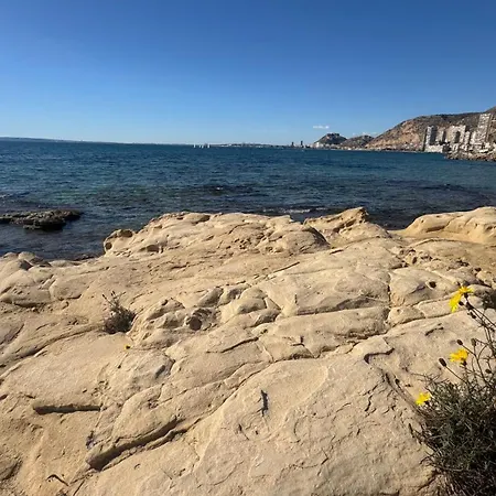 En Alicante, Playa San Juan Con Piscina By Elconserje